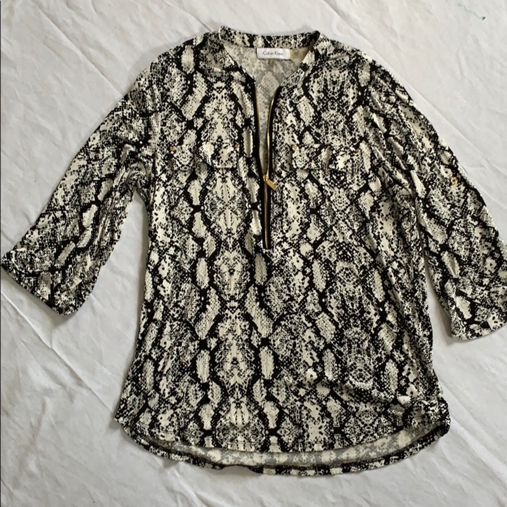 Calvin Klein black and white blouse
